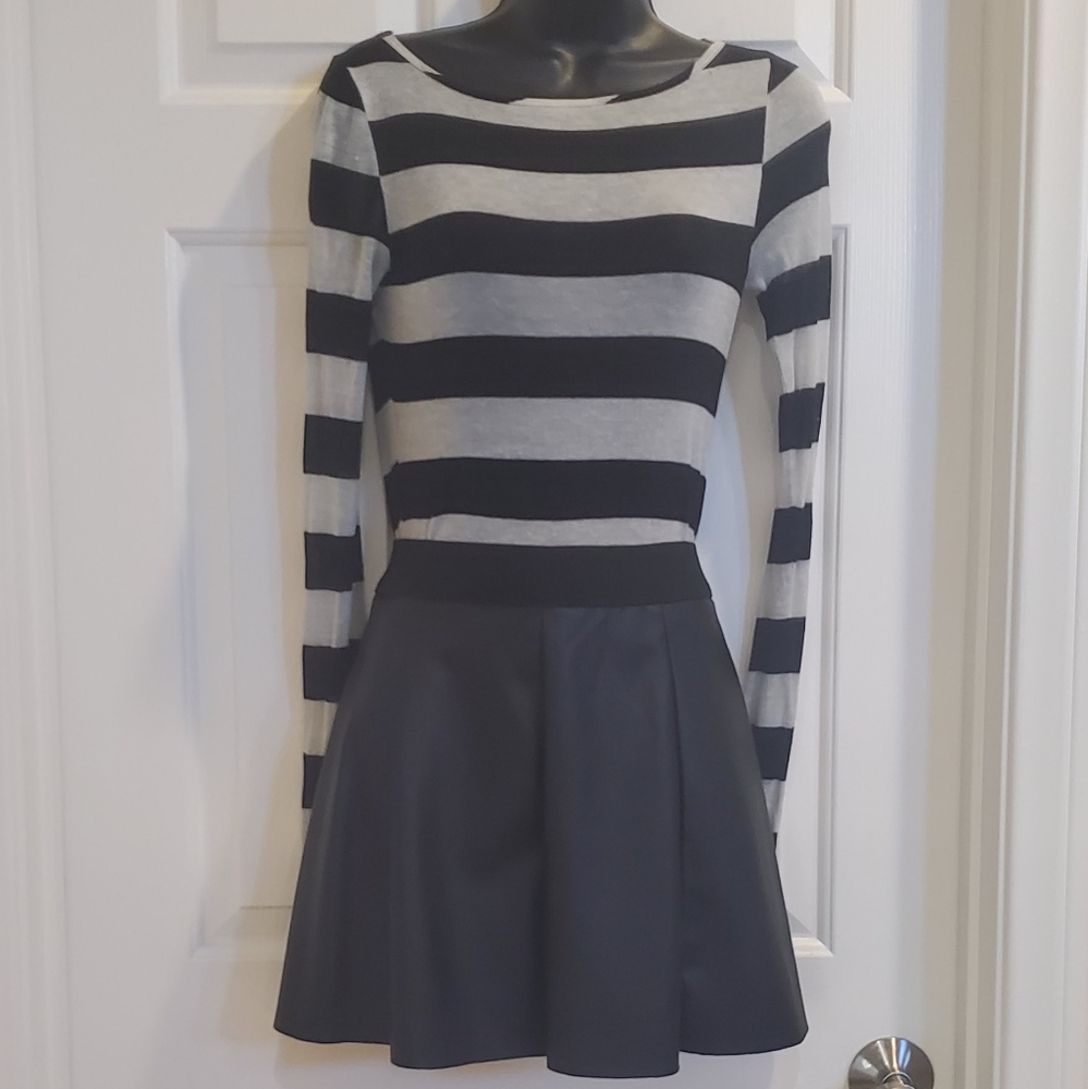 Forever 21 Faux Leather Skirt